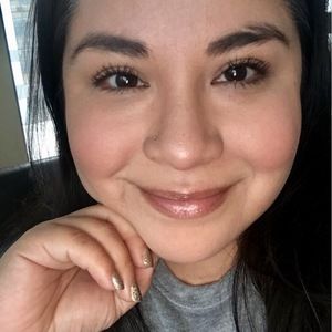 Meet your Posher, Teresa